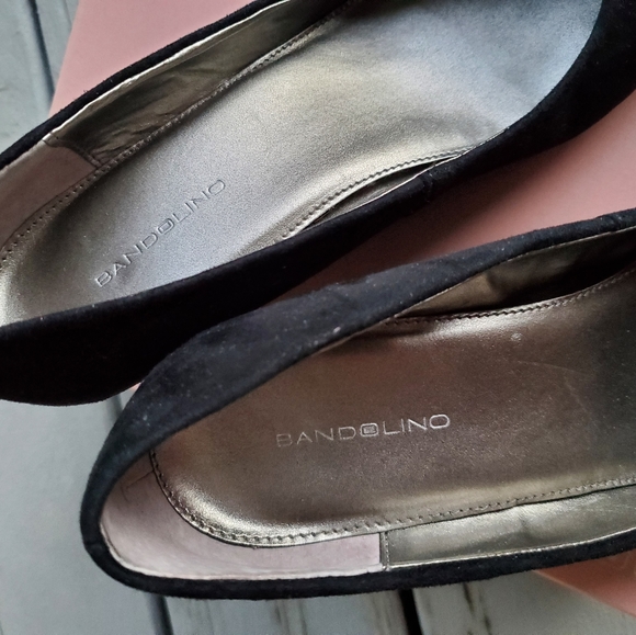 BANDOLINO Black Suede Business Casual Low Cocktail Wedges - Picture 11 of 15